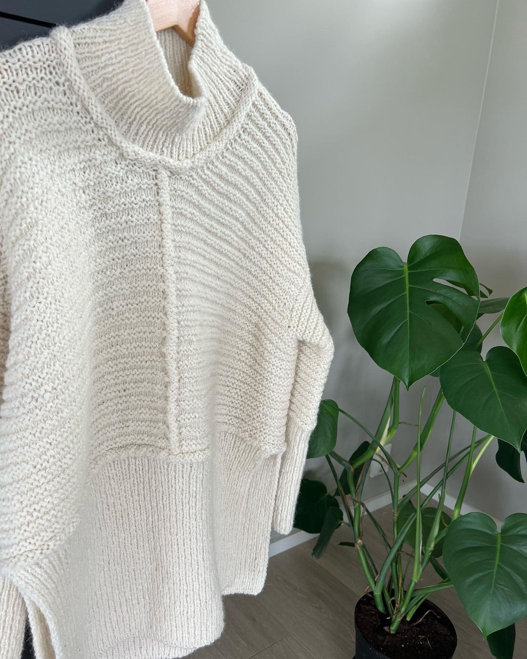 Dawn Sweater - kfb.studio